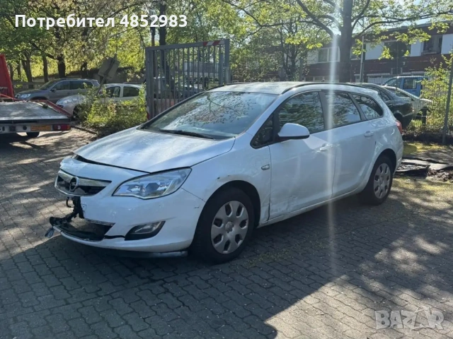 На Части Opel Astra J 1.7cdti 110к.с. комби 2014г. , снимка 3 - Автомобили и джипове - 54856188