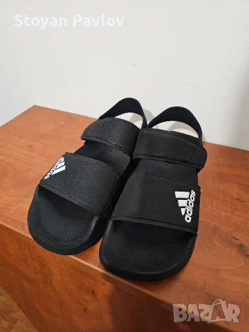 Оригинални детски сандали Adidas , снимка 5 - Детски сандали и чехли - 55375881
