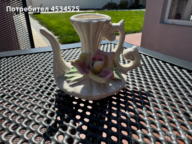 Порцеланова фигура с форма на каничка от Beswick