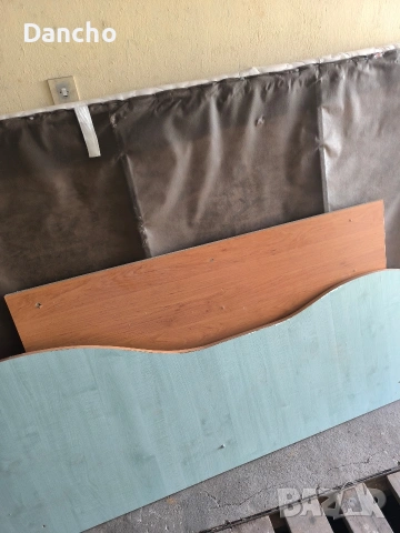 Подарявам Приста с матрак, снимка 2 - Спални и легла - 54111981