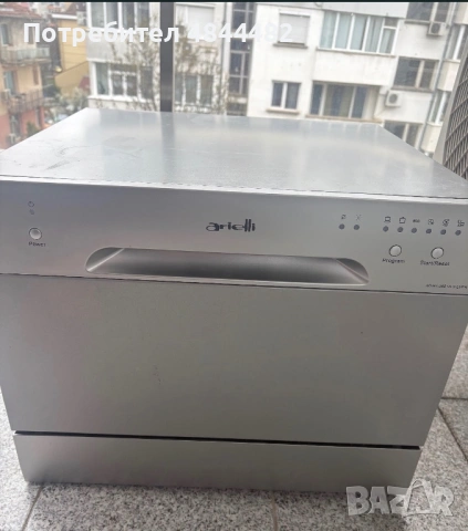 Продавам компактна съдомиялна машина ADW6-3601N SILVER.