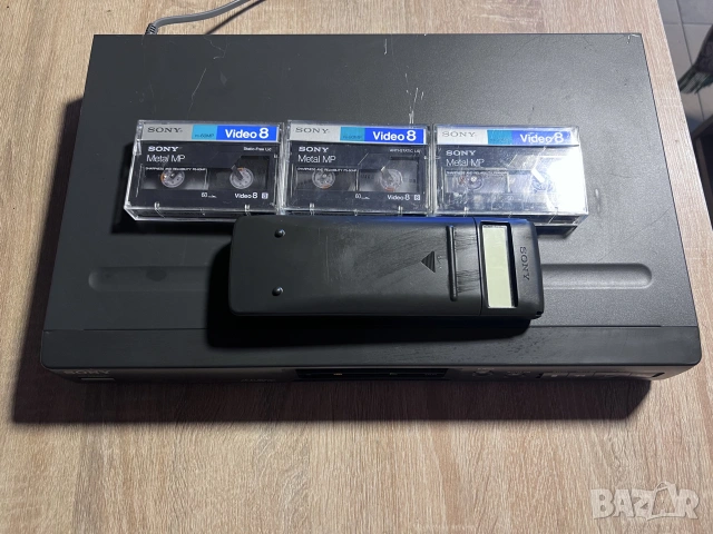 SONY EV-P300E HI8, снимка 6 - Плейъри, домашно кино, прожектори - 55229642