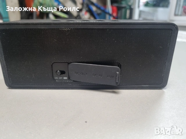 Bluetooth колонка Insignia, снимка 2 - Bluetooth тонколони - 54780188