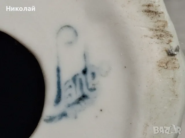 Испанска порцеланова статуетка Jango – Момиченце в зимно палто, снимка 8 - Статуетки - 55532338