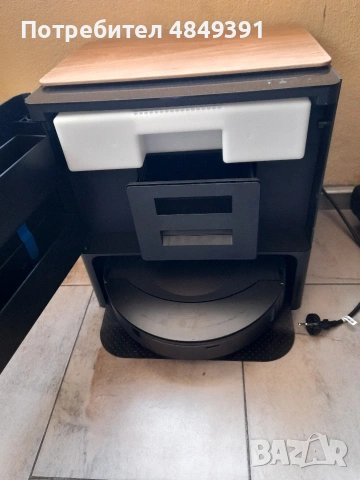 робот прахосмукачка iRoomba-отлично състояние, снимка 2 - Прахосмукачки - 54805730