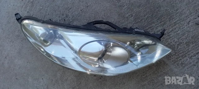 Десен фар Peugeot 407, снимка 3 - Части - 55341804