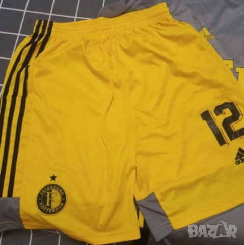 Feyenoord Roterdam Adidas екип XL тениска шорти къси гащи мъжки, снимка 4 - Футбол - 54960103