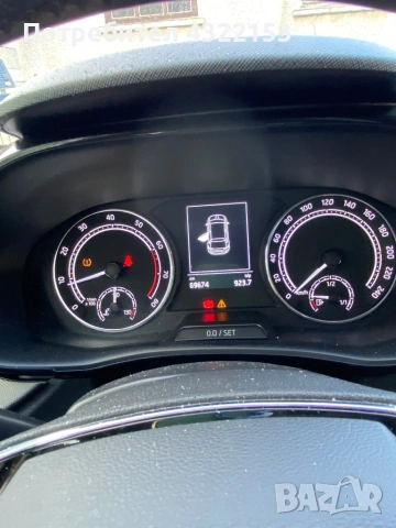 Продава се цяла за части колата е бракувана Skoda fabia 1.0Бензин 95кс 2023.Г на 69674км реални  , снимка 9 - Автомобили и джипове - 53977550