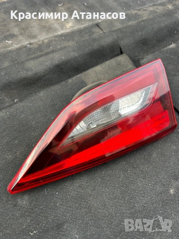 Стоп вътрешен ляв за Тойота Авенсис T27 комби. 2016-2019г