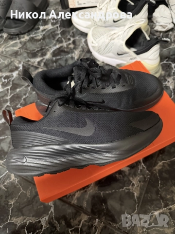 Маратонки Nike черни, снимка 2 - Маратонки - 55293797