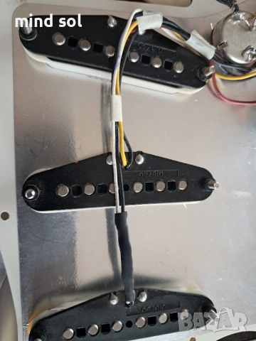 Squier by Fender 62 Reissue Stratocaster Red SQII-STR Japan MIJ, снимка 13 - Китари - 54585907