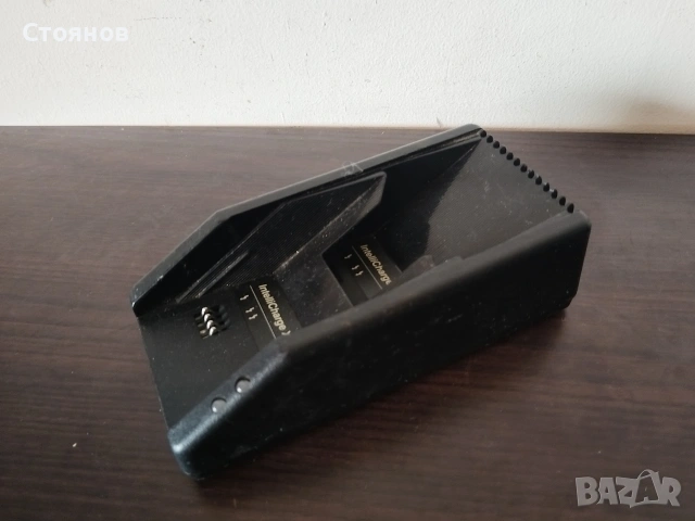 Зарядно за телефон MOTOROLA  IntelliCharge XT , снимка 3 - Motorola - 54646702