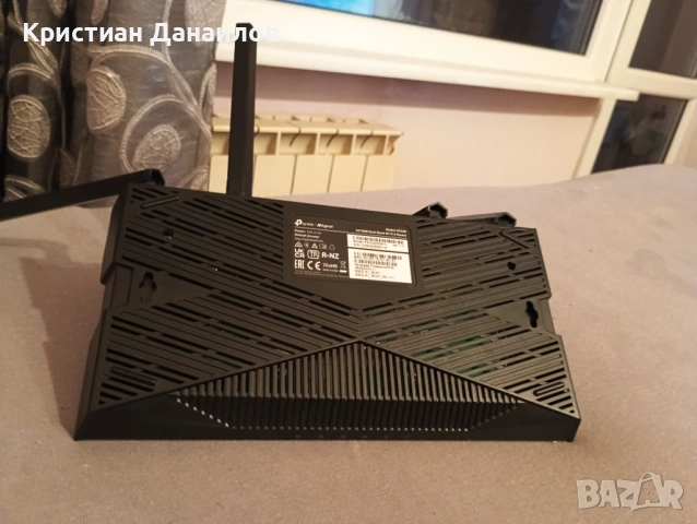 Рутер TP link ex220, снимка 3 - Рутери - 54655285