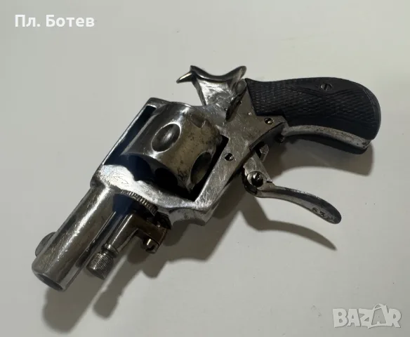 Уникален малък револевер, снимка 8 - Антикварни и старинни предмети - 55653425