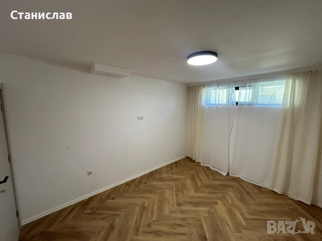 Собственик продава 3 стаен апартамент в кв. Възраждане 2, снимка 9 - Апартаменти - 54905816
