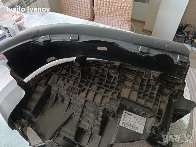 Комплект Оригинални фарове за Скания, напълно оборудвани с крушки и букси., снимка 6 - Камиони - 55424574