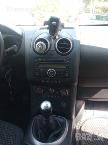 Nisan Qashqai , снимка 5 - Автомобили и джипове - 54703606
