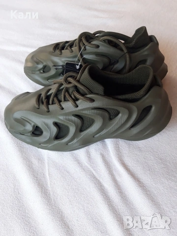 Нови детски обувки 