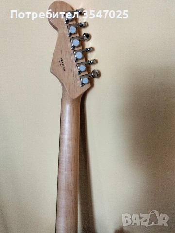 Електрическа китара тип Stratocaster-реплика, снимка 7 - Китари - 54075890