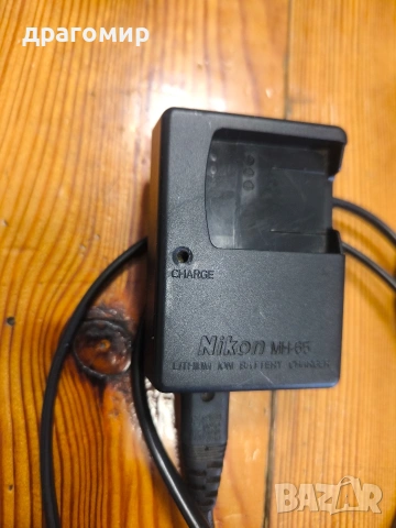Nikon MH-65 BATTERY CHARGER , снимка 2 - Батерии, зарядни - 54468362
