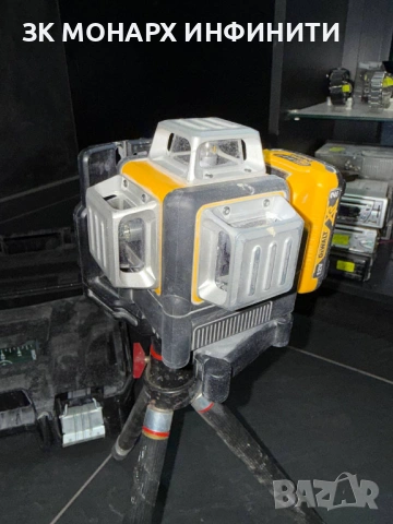 Лазерен нивел DEWALT DCE089G, снимка 5 - Други инструменти - 54058069