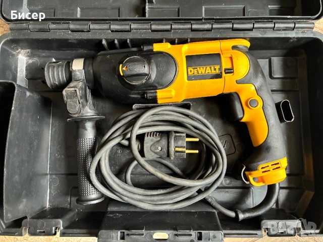 Перфоратор Dewalt D25013, снимка 2 - Перфоратори - 54516717