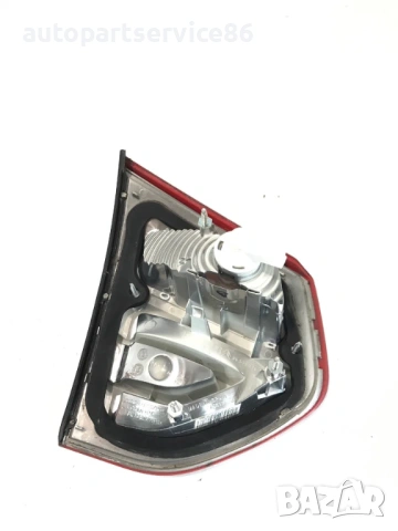 Вътрешен заден десен стоп за Citroen C4 Picasso (2008) 9653547677, снимка 3 - Части - 54532841