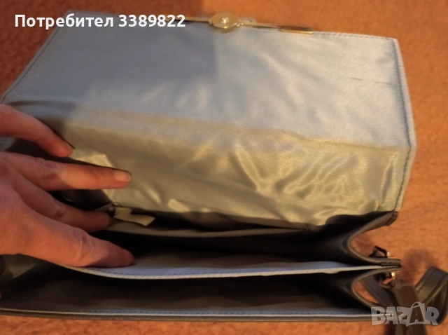 Дамска чанта , снимка 3 - Чанти - 54515670