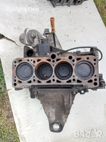 Двигател Audi 80 2.0E