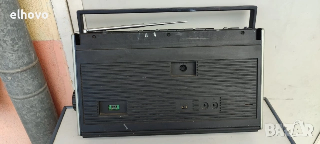 Радиокасетофон Telefunken bajazzo CR8000, снимка 5 - Радиокасетофони, транзистори - 54548983