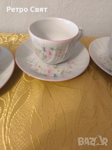 Сервиз за чай , снимка 4 - Антикварни и старинни предмети - 54665880