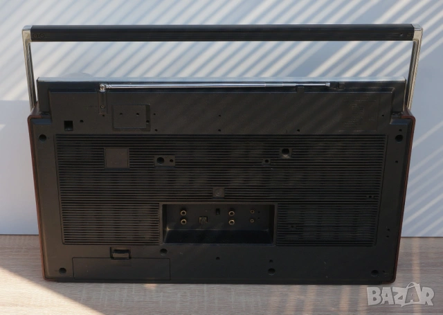 Продавам този красив Сони Зилбап! Сервизиран! , снимка 4 - Радиокасетофони, транзистори - 53969789