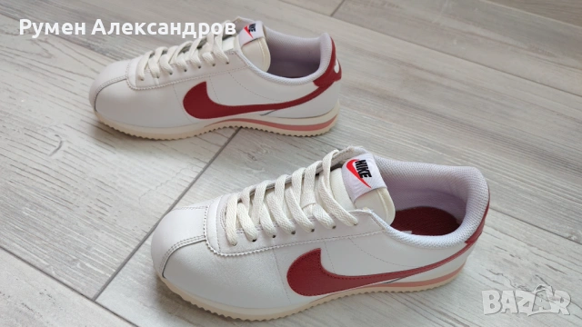 Бели кожени дамски маратонки NIKE CORTEZ размер EUR38