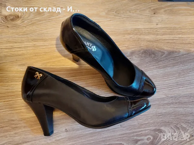Дамски обувки 35 номер естествена кожа.