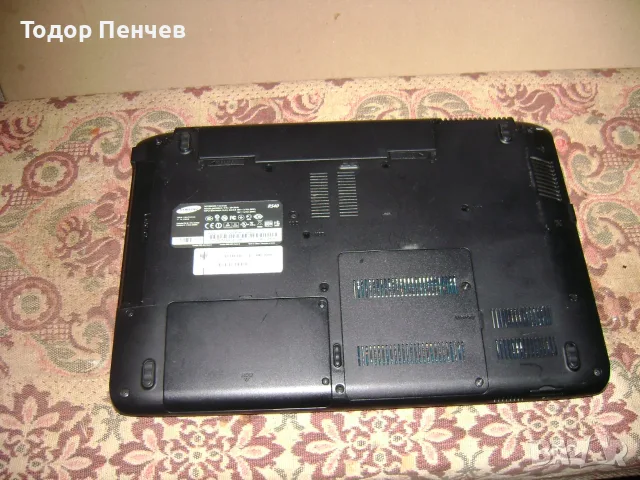 Samsung R540 - 15.6 LED, Core i3, 4 Gb RAM, 500 GB HDD, зарядно, батерия, снимка 6 - Лаптопи за дома - 55411296