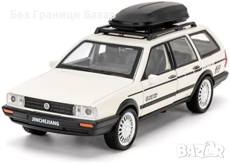 Нова Колекционерска количка Santana Wagon 1:32 Pull Back метален модел автомобил със звук и светлини