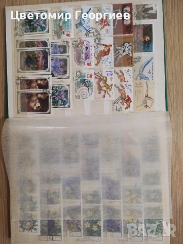 Класьор с марки 300 бр. К.1, снимка 4 - Филателия - 54739584