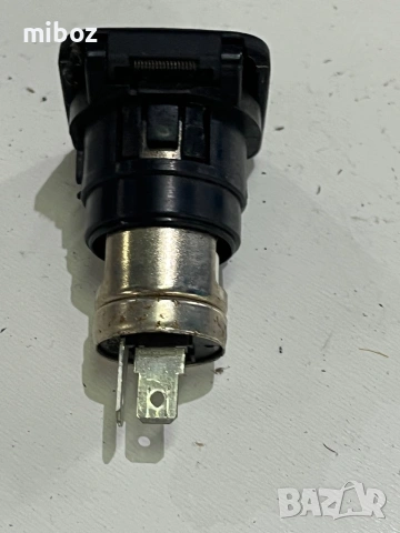 12V контакт Хонда ЦРВ 3 Honda CR-V, снимка 2 - Части - 54660913