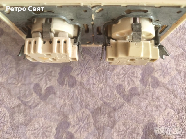 Двоен електрически контакт , снимка 3 - Ключове, контакти, щепсели - 54320537