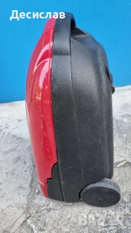 Прахусмукачка AEG-1700W, снимка 9 - Прахосмукачки - 54825096