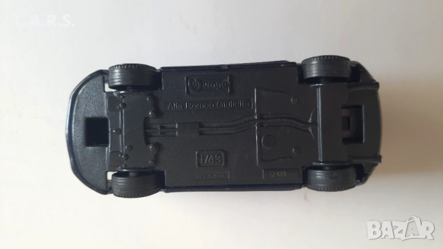Alfa Romeo Giulietta Bburago - Мащаб 1:43 , снимка 8 - Колекции - 54216706