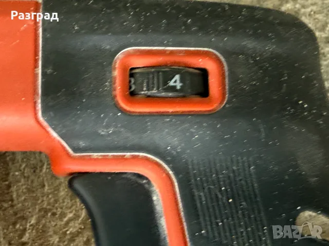 Ударна бормашина перфоратор Black&Decker KD1250, снимка 5 - Перфоратори - 55338839