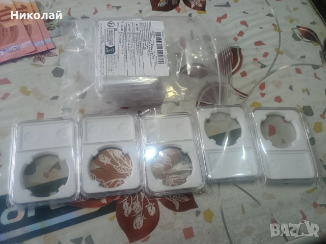 кутия за защита на монети 38,5 мм