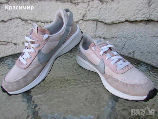 Дамски маратонки Nike Waffle Debut, снимка 6 - Маратонки - 54397097