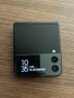 Samsung Galaxy Z Flip 4 - за части, снимка 1