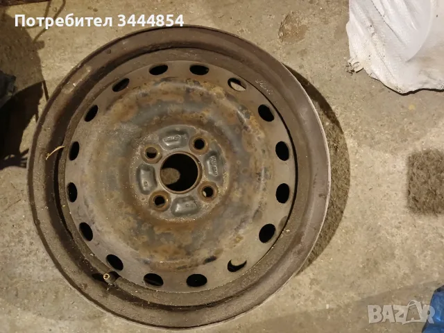 2 джанти 15" стоманени, снимка 4 - Гуми и джанти - 55622457