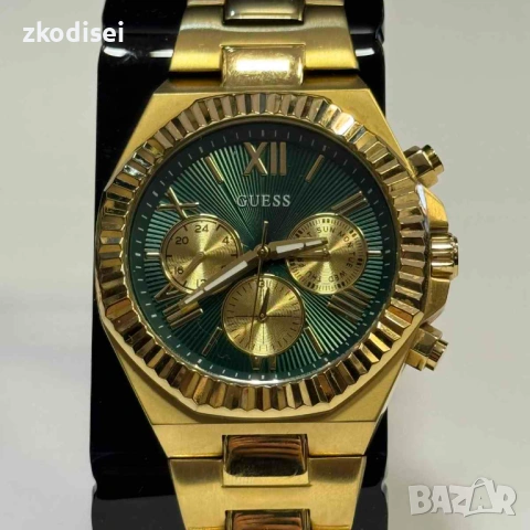 Часовник GUESS GW070362