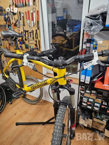 Cannondale F2000 Хидравлични спирачки куха ос 1х8 Скорости Shimano, снимка 4 - Велосипеди - 55674900