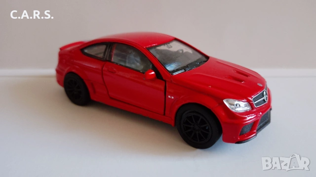 Mercedes-Benz C63 AMG Coupe Welly - Мащаб 1:34-39, снимка 13 - Колекции - 54179664