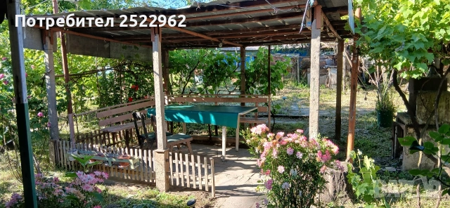 Продавам къща в село Гиген, снимка 11 - Къщи - 55160527